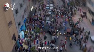 الصورة من درون خلال افتتاح احد المقرات للحزب، انظر عدد الجماهير فما بالك ان كان مؤتمر او لقاء كيف سيكون العدد
